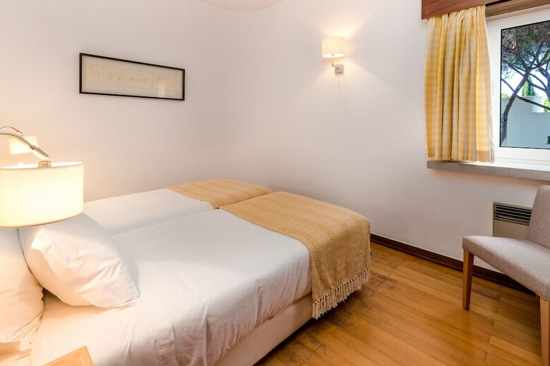 Hotel Pinhal Da Marina