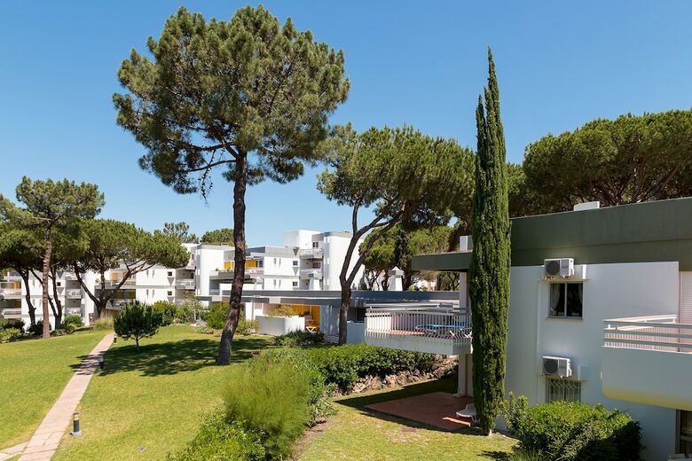 Hotel Pinhal Da Marina
