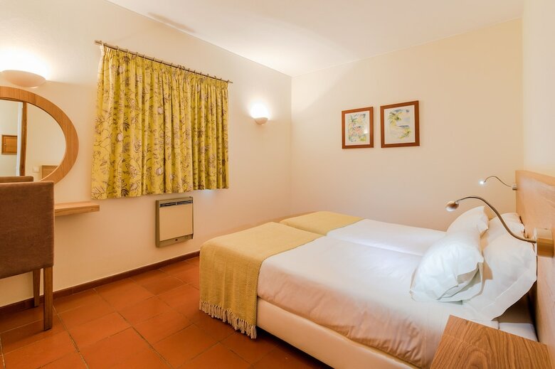 Hotel Pinhal Da Marina