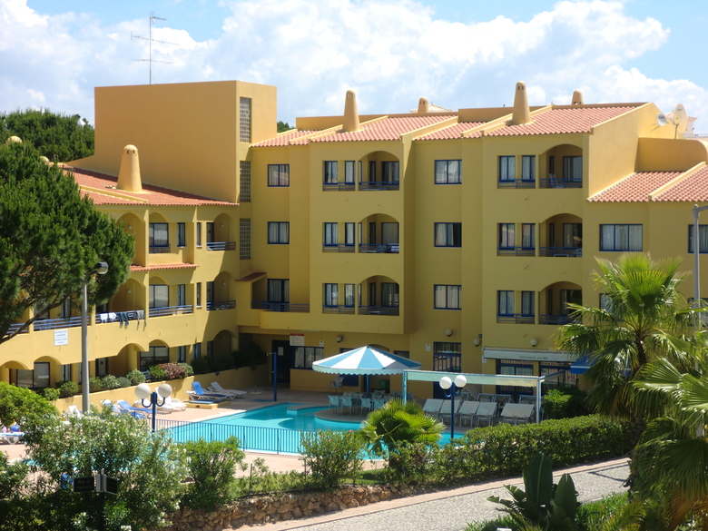 Rio Apartments