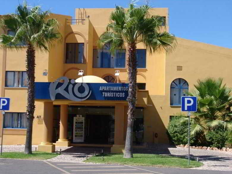Rio Apartments
