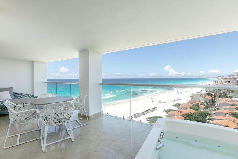 Hotel Le Blanc Spa Resort All Inclusive Adults Only