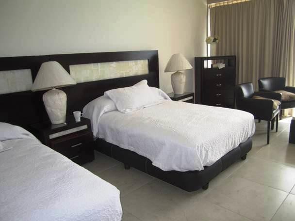 Hotel Carisa Y Palma