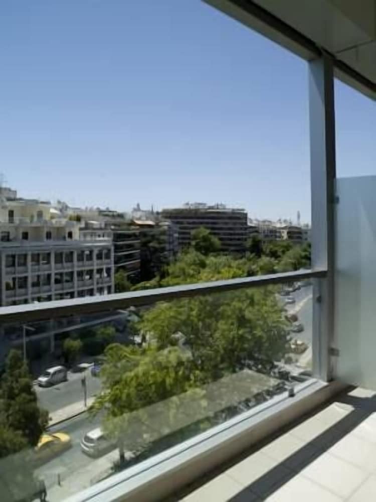 Best Western Ilisia Hotel