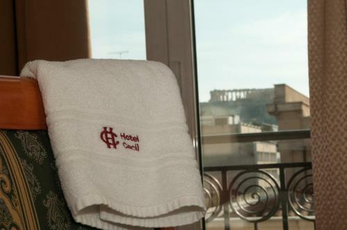Hotel Cecil