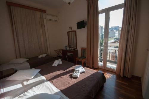 Hotel Cecil