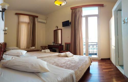 Hotel Cecil
