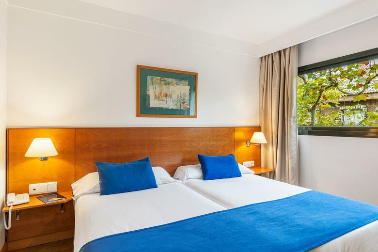 Hotel Globales de Los Reyes