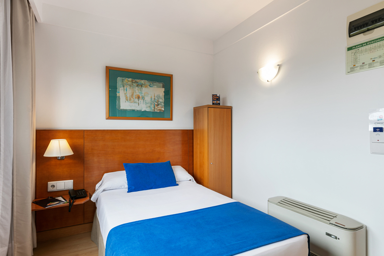 Hotel Globales de Los Reyes
