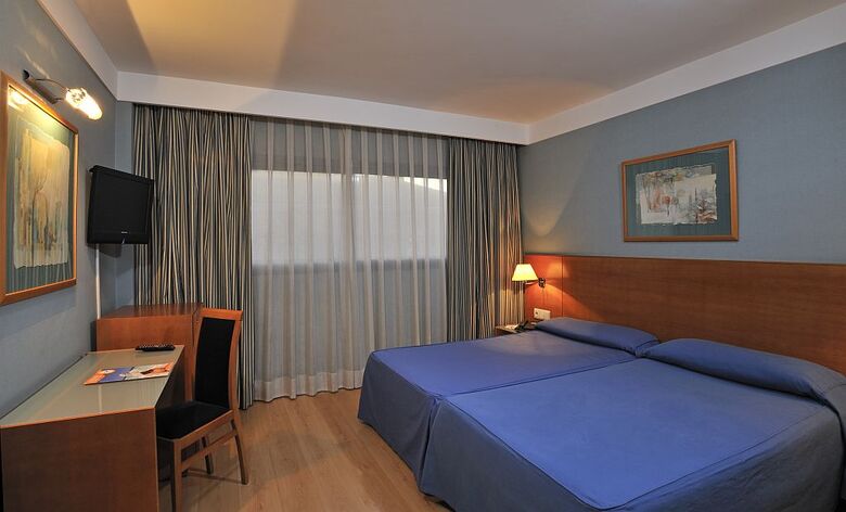 Hotel Globales de Los Reyes