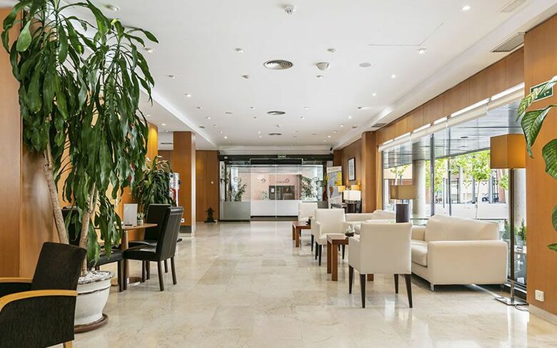 Hotel Globales de Los Reyes