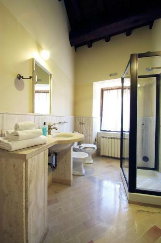 B&B Catillo