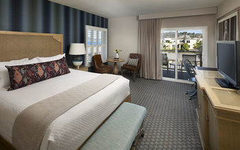 Posada Spyglass Inn