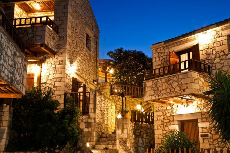 Tsivaras Villas