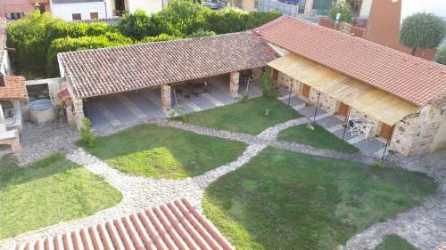 Hostal Sa Domu E Crakeras