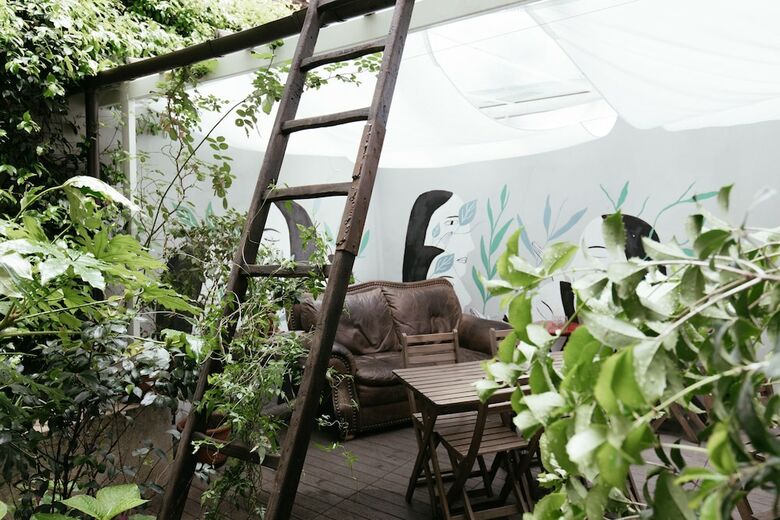 Tomato Backpackers Hotel