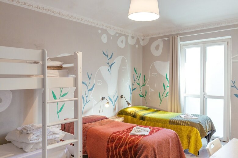 Tomato Backpackers Hotel
