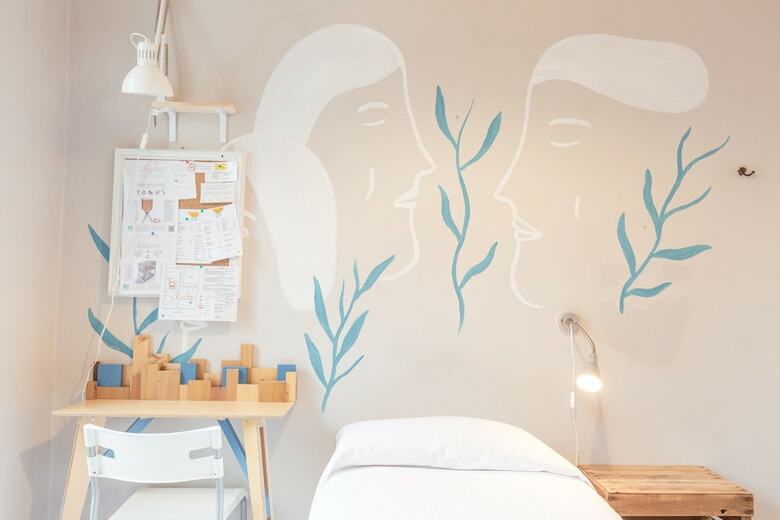 Tomato Backpackers Hotel