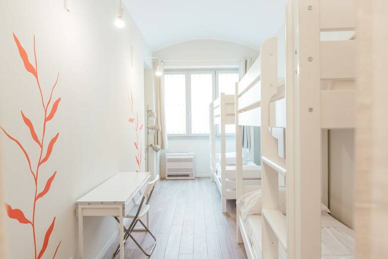 Tomato Backpackers Hotel