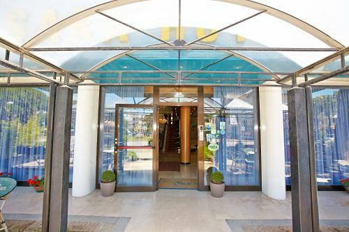 Hotel Sara