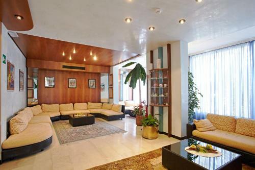 Hotel Sara