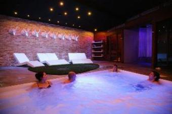 Hotel Best Western H�tel Golf & Spa de La For�t D'orient