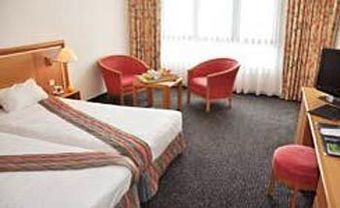 Hotel Best Western H�tel Golf & Spa de La For�t D'orient