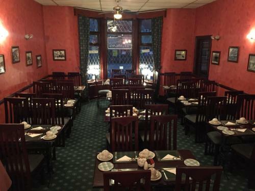 Hostal Trentham Hotel