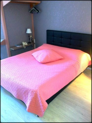 Aix Hotel