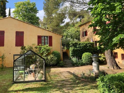 Bed & Breakfast Villa Roumanille
