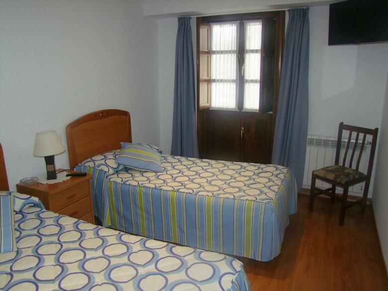 Hostal Pension Gades