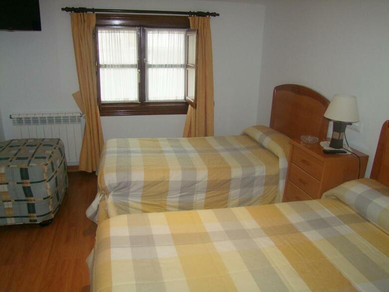 Hostal Pension Gades