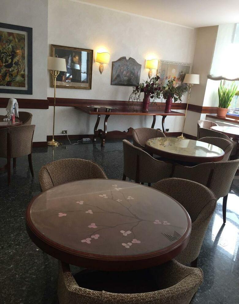 Hotel Bristol