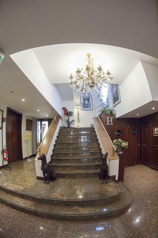 Hotel Bristol