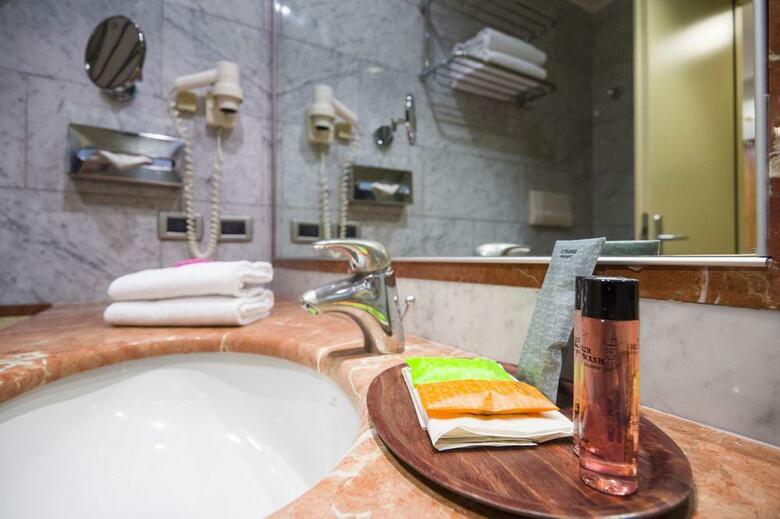 Hotel Carrobbio