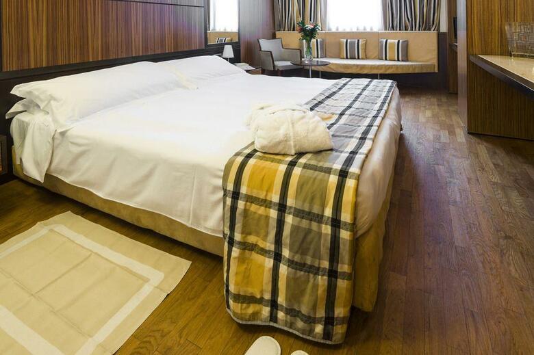 Hotel Carrobbio