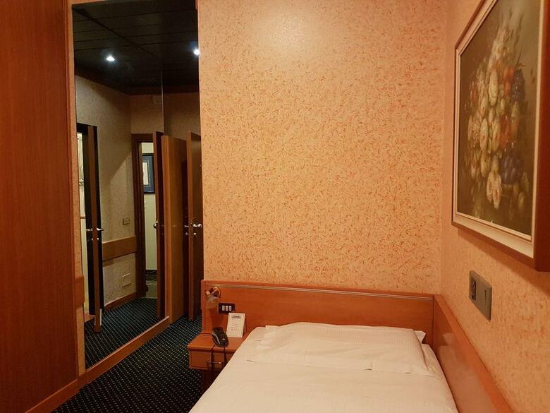 Hotel Mentana