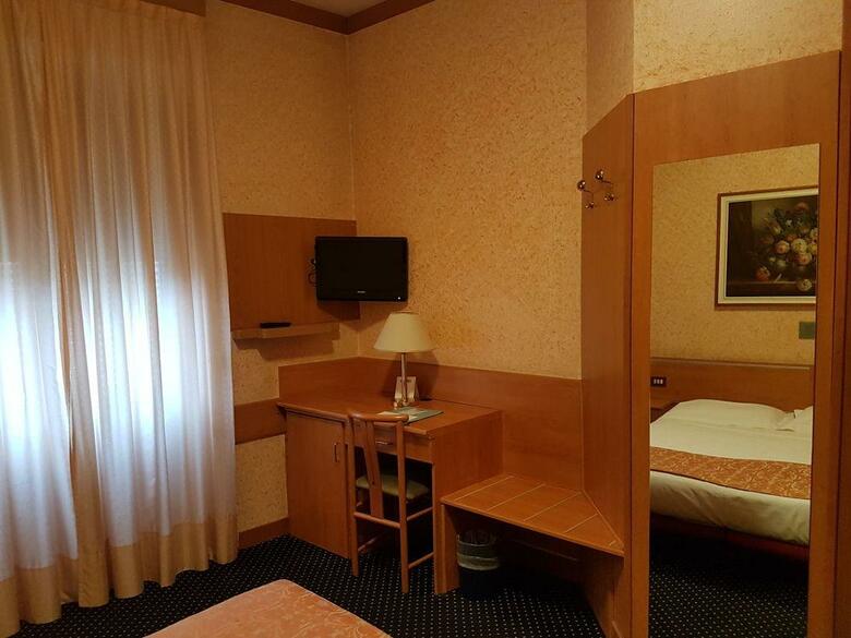 Hotel Mentana