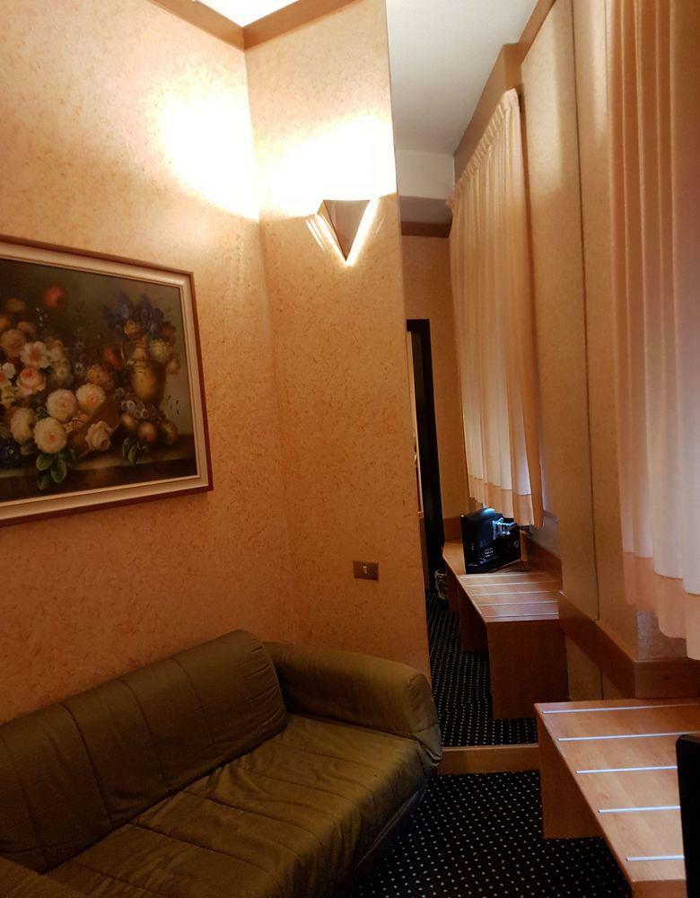 Hotel Mentana