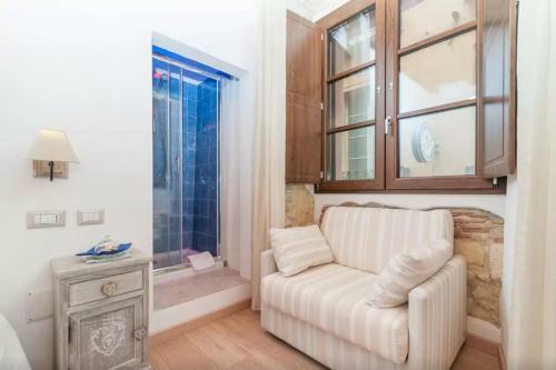 Bed & Breakfast Arch�