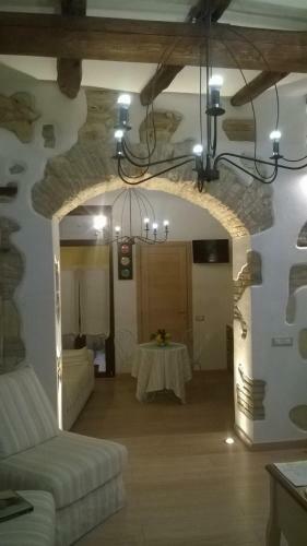 Bed & Breakfast Arch�