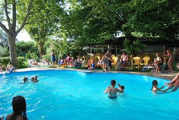 Camping Village Internazionale Lago Di Bracciano