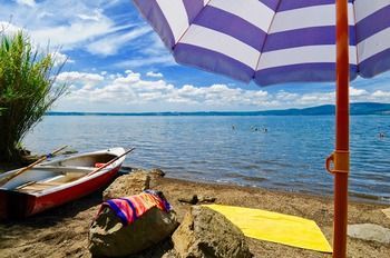 Camping Village Internazionale Lago Di Bracciano