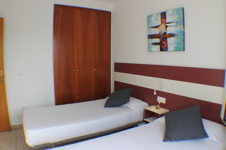 Agi Rodas Apartments