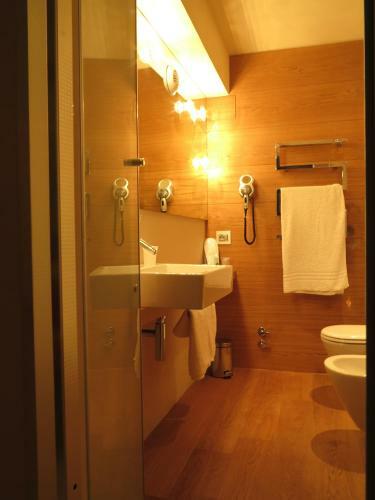 Hostal Mario's Garni