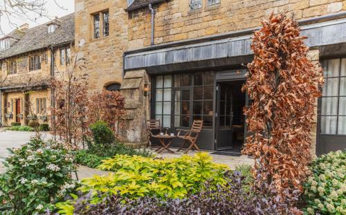 Lygon Arms - The Hotel Collection
