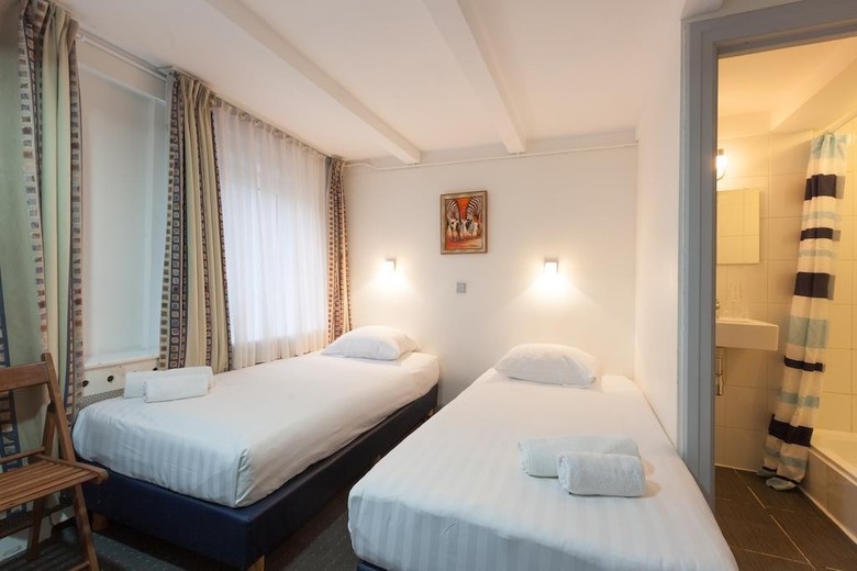 The Townhouse Hotel