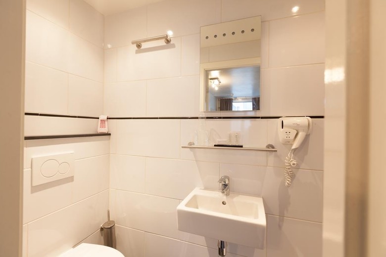 The Townhouse Hotel