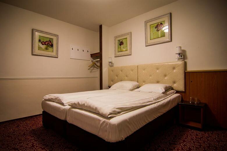 Amsterdam Downtown Hotel