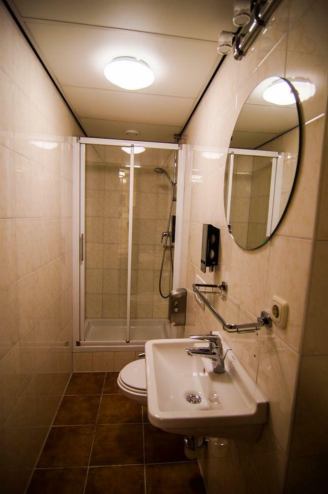 Amsterdam Downtown Hotel